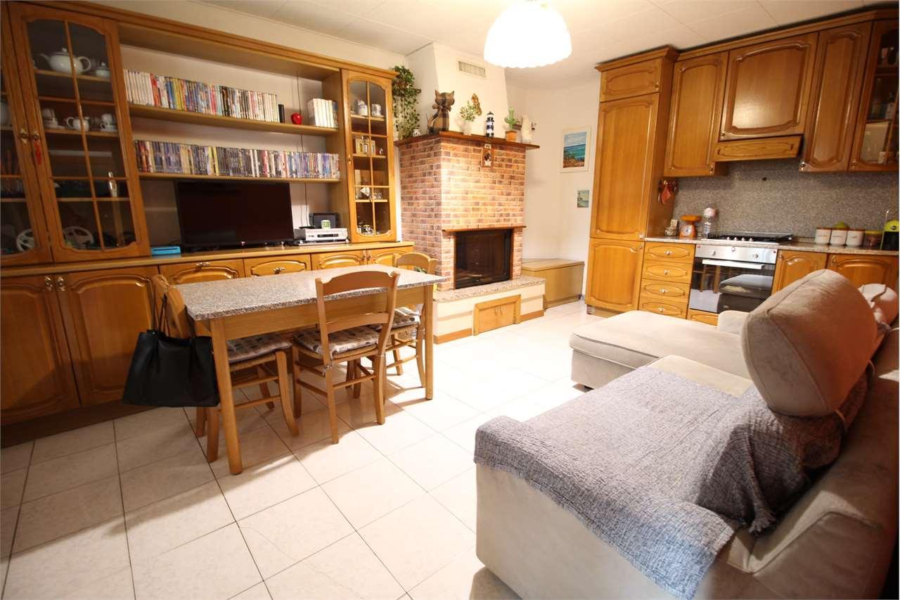 Verkauf vendita, Tavullia foto