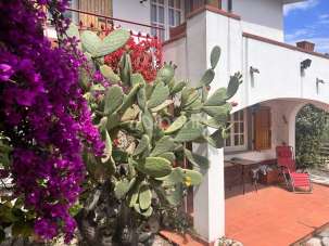 Vendita Esavani, Lerici