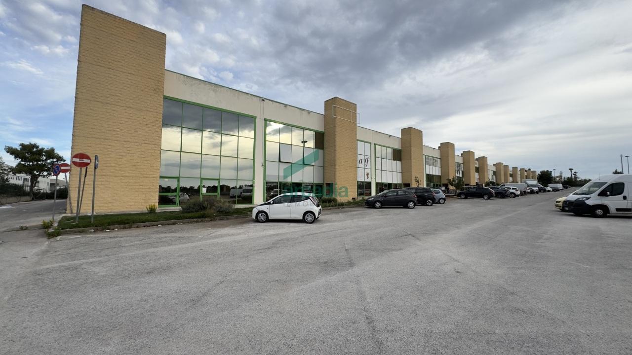 Verkauf Zimmer, Casamassima foto