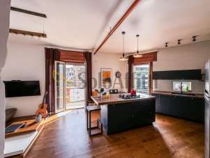 Mieten Vier zimmer, Napoli