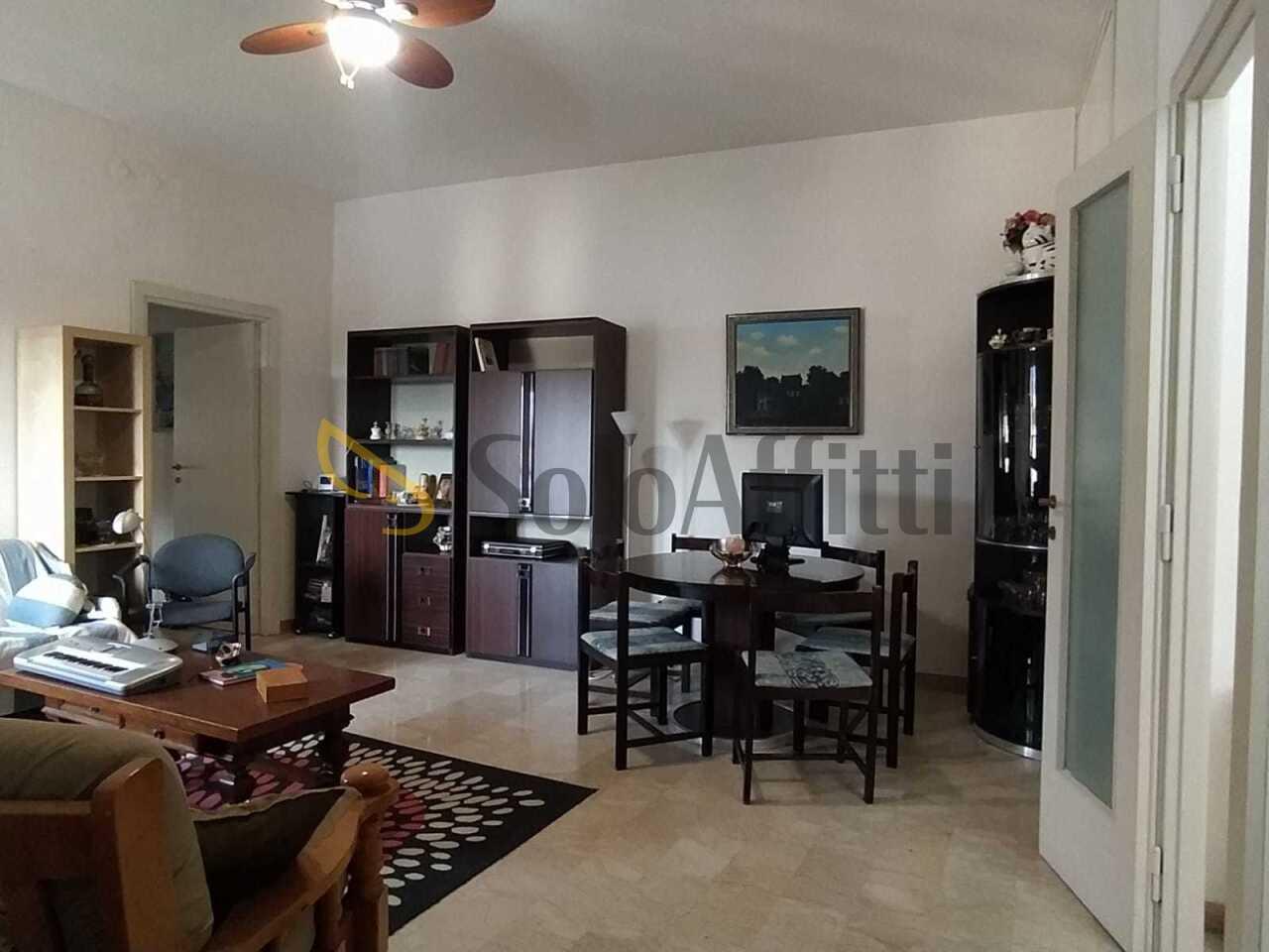 Mieten Zwei zimmer, Terni foto