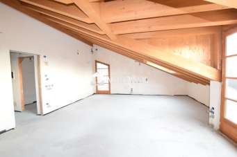 Verkauf Trivani, Montebelluna Verkauf Trivani, Montebelluna