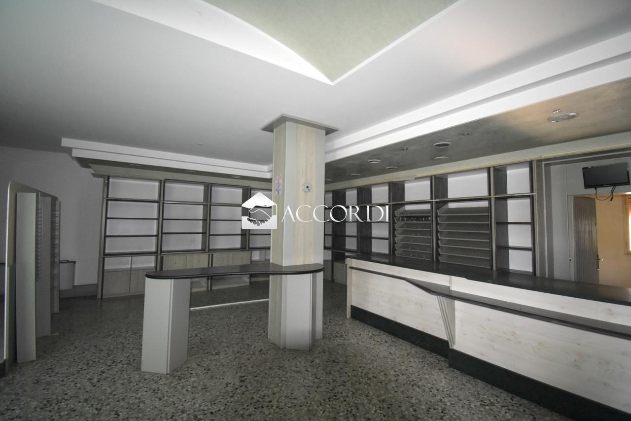 Verkauf Zwei zimmer, Conegliano foto