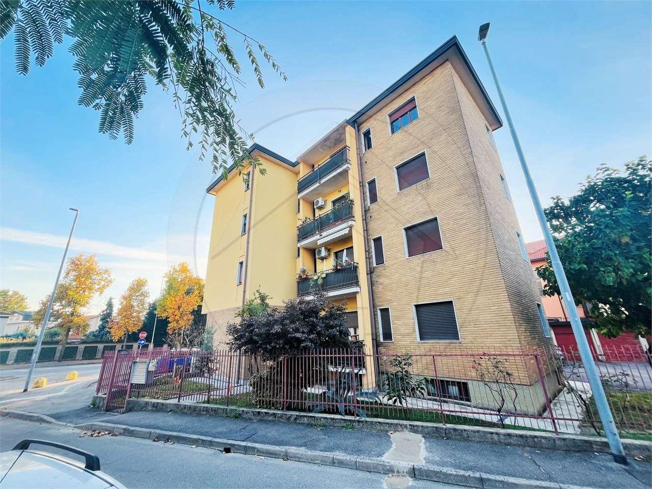 Verkauf vendita, Nova Milanese foto