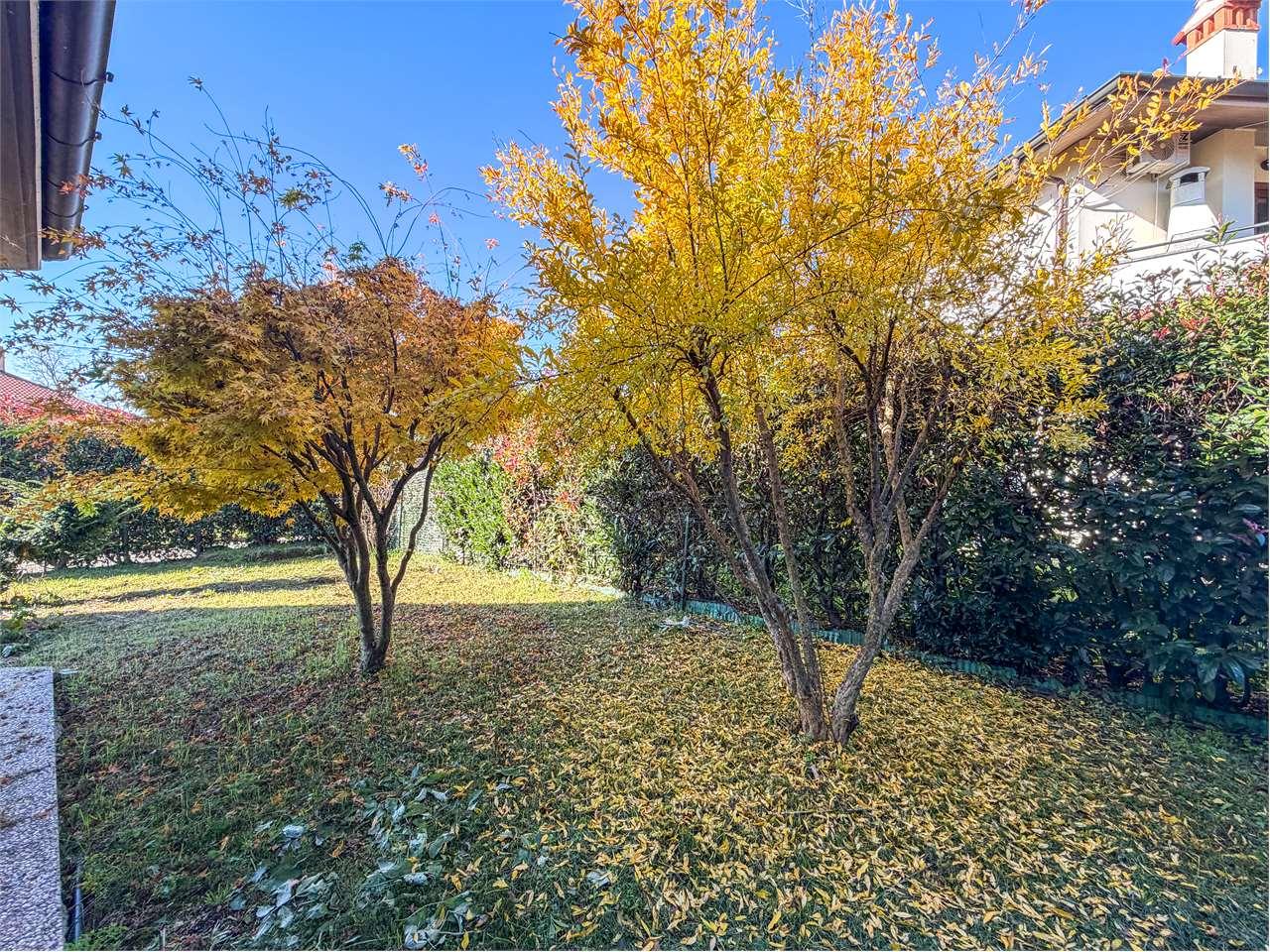 Verkauf vendita, Inveruno foto