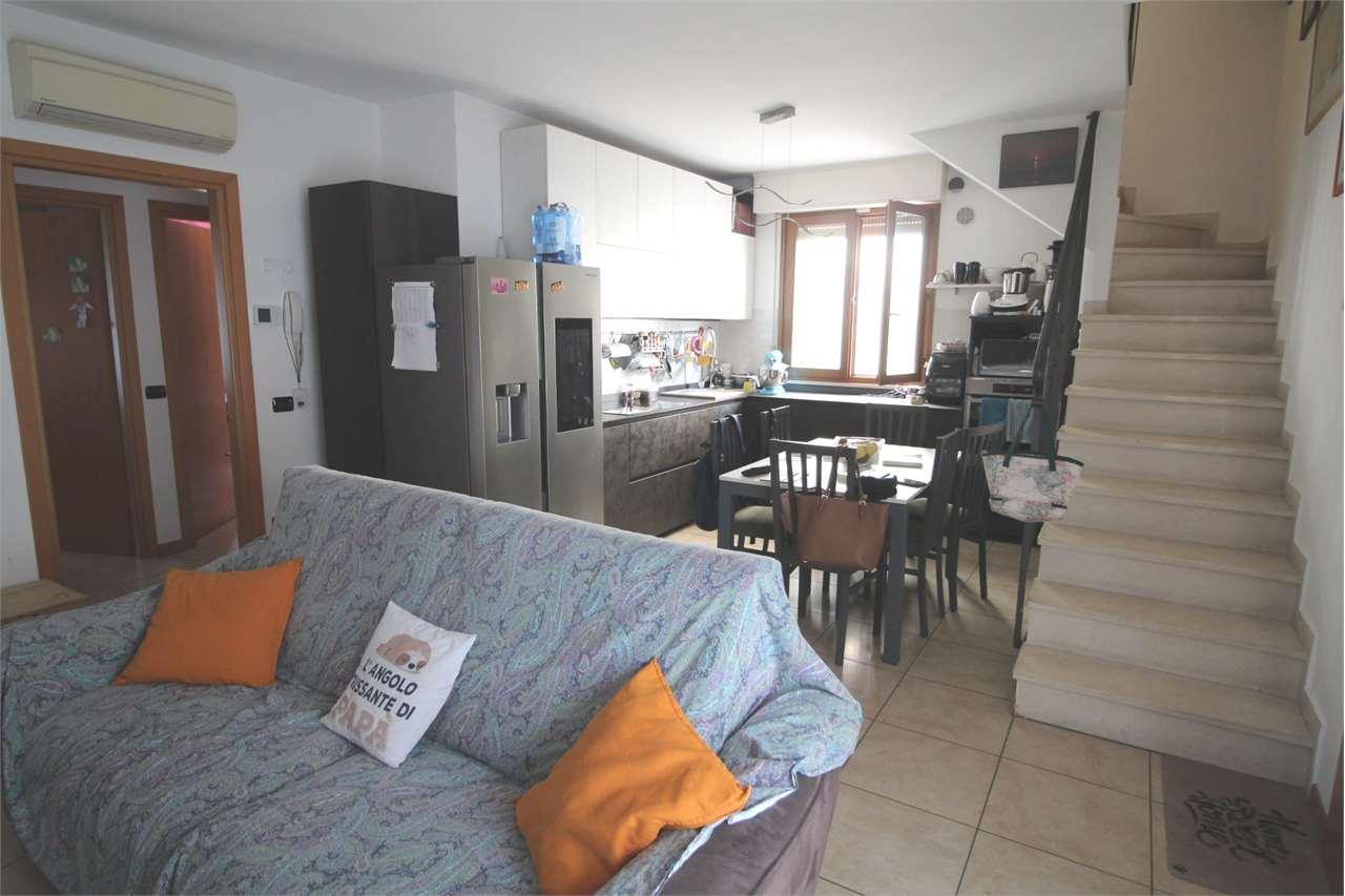 Verkauf vendita, Vallefoglia foto