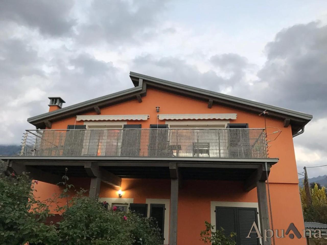 Vendita Villa, Massa foto