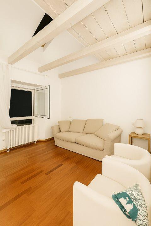 Affitto Trivani, Milano foto