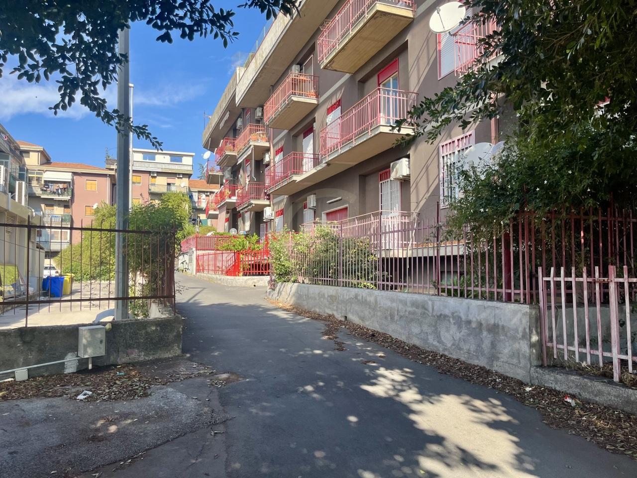 Vendita Quadrivani, Catania foto