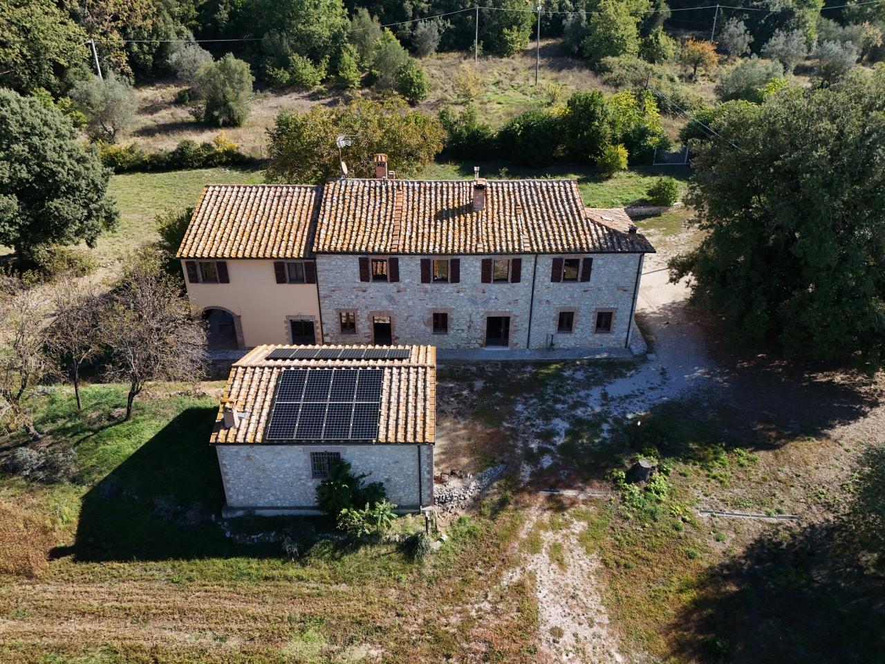 casa indipendente in vendita ad Amelia