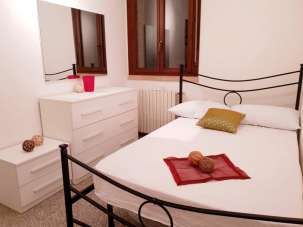 Mieten Zimmer, Modena