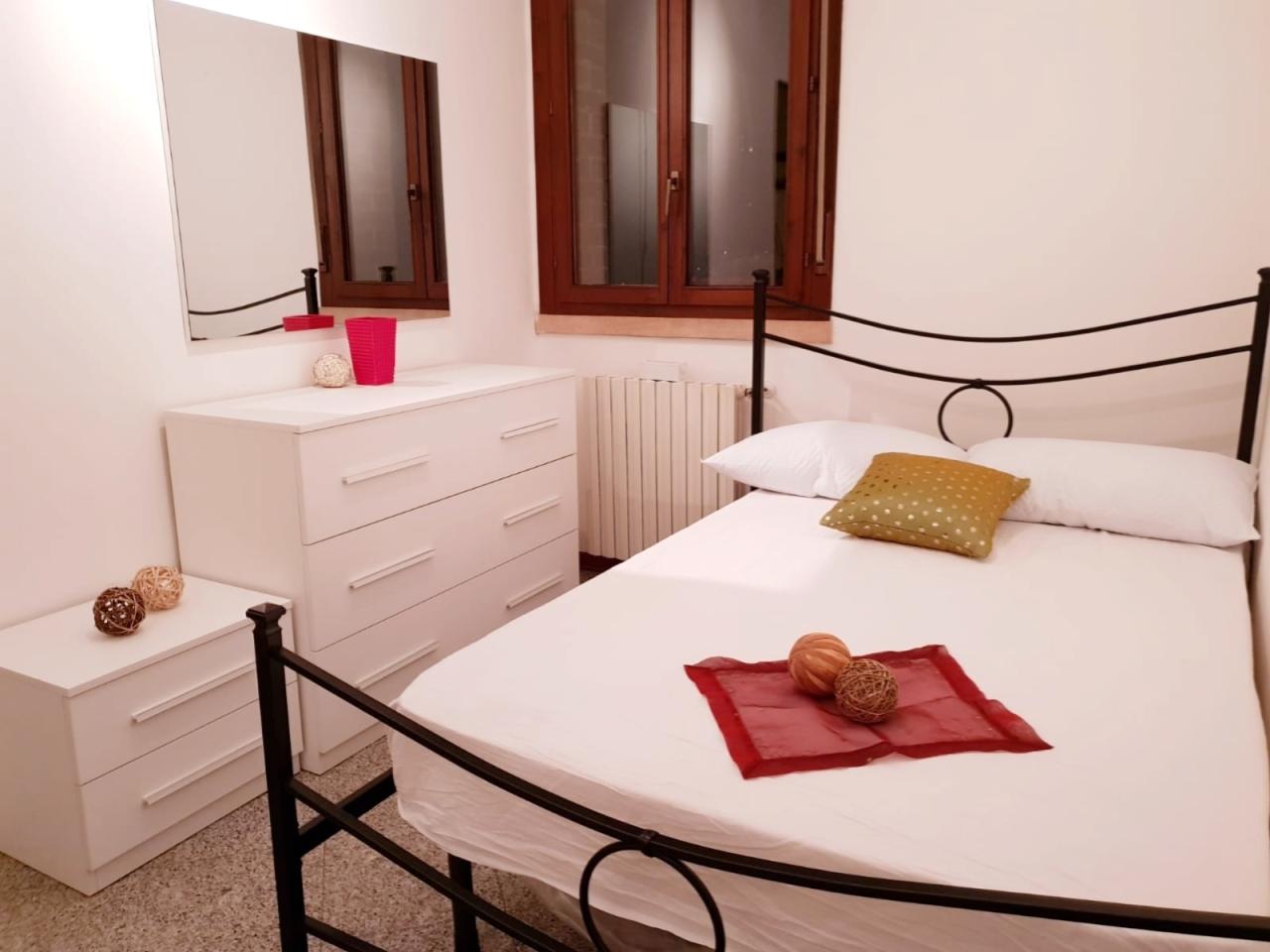 Mieten Zimmer, Modena foto