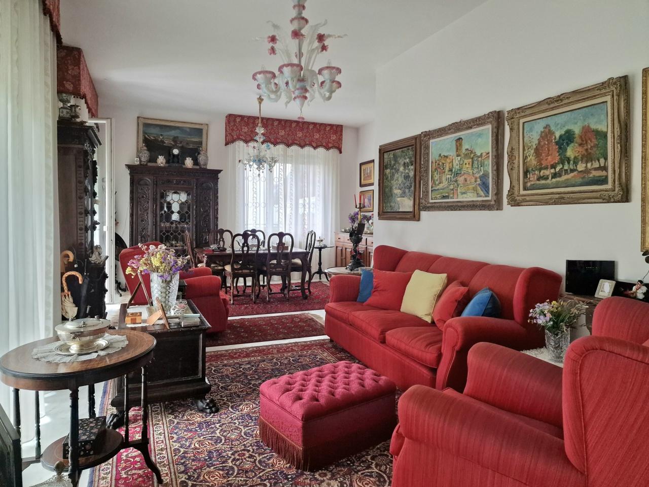 Venta Eptavani, Massa foto