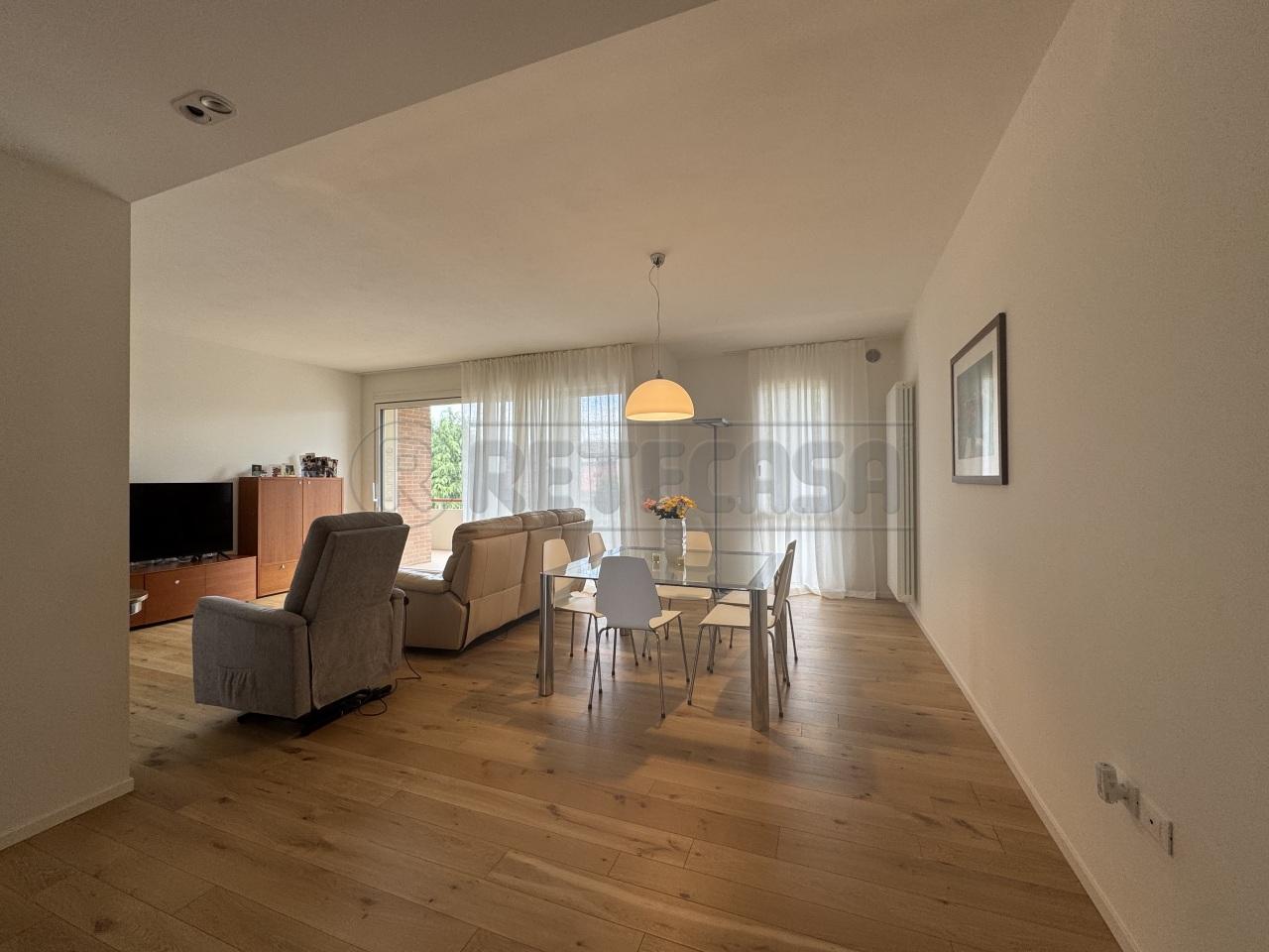 Renta Pentavani, Bassano del Grappa foto