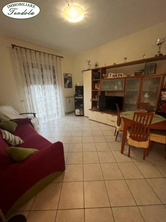 Verkauf Vier zimmer, Castelnuovo Magra foto