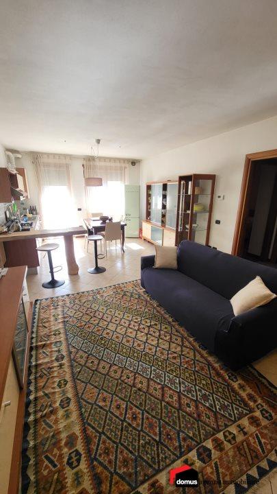 Renta Pentavani, Thiene foto