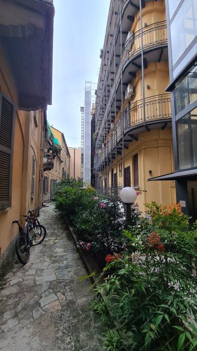 Verkauf Zwei zimmer, Milano foto