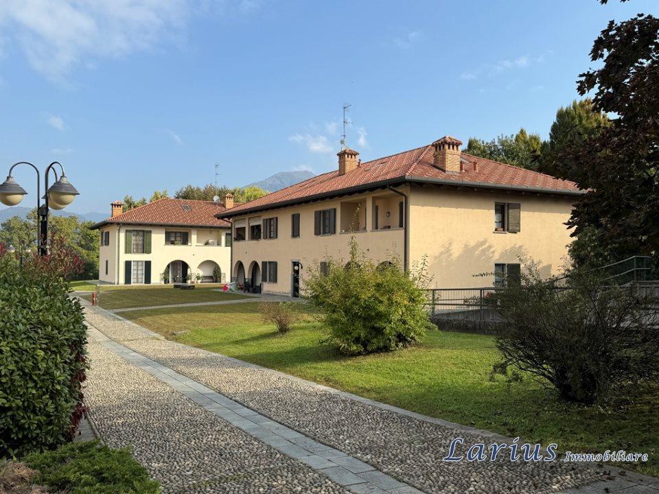 Vendita Bivani, Merone foto