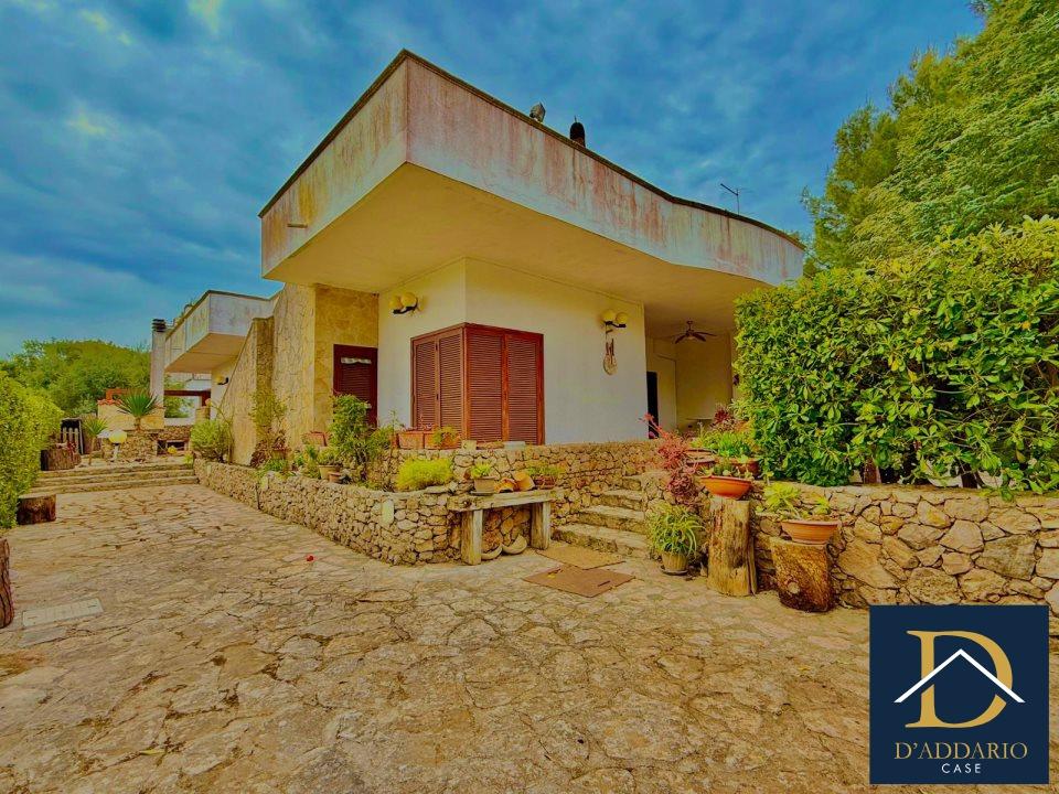 Vendita Pentavani, Pulsano foto