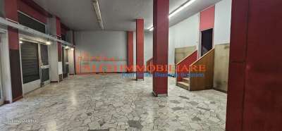 Mieten Negozio, Milano