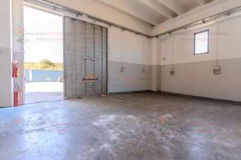 Mieten Capannone , Siracusa