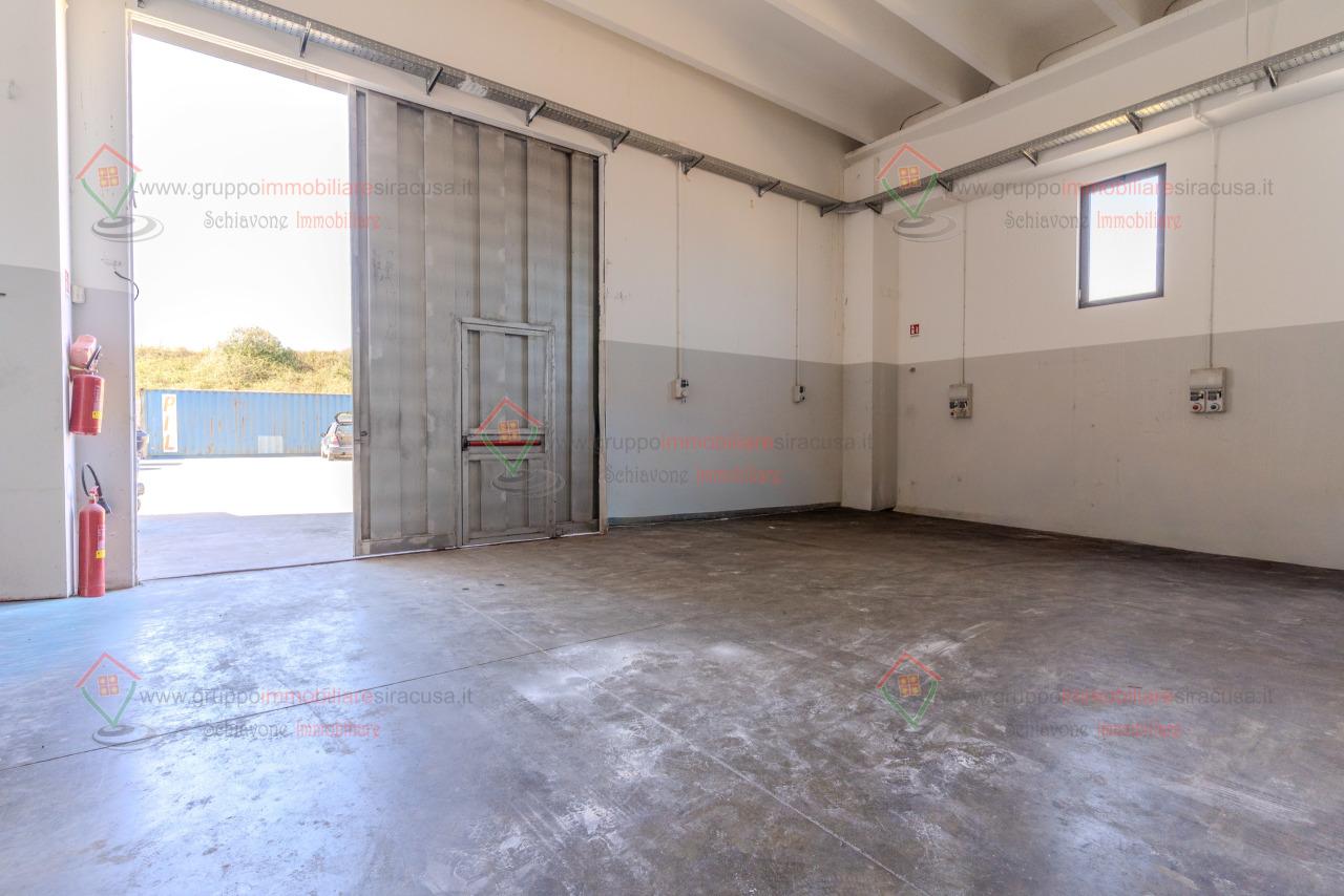 Mieten Capannone , Siracusa foto