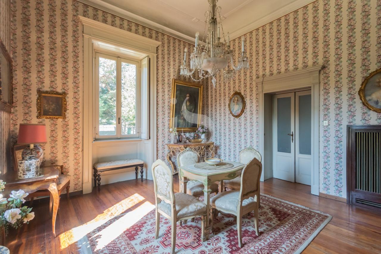 Venta Multivani, Vimercate foto