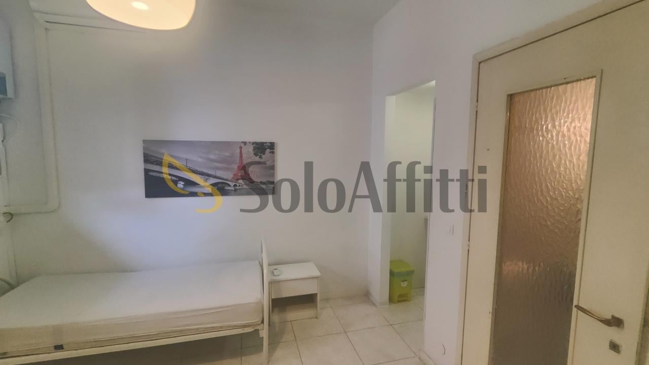 Renta Roomed, Pavia foto