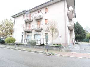 Mieten Negozio, Sirtori