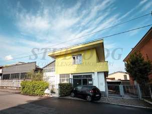 Verkauf Villa bifamiliare, Meda