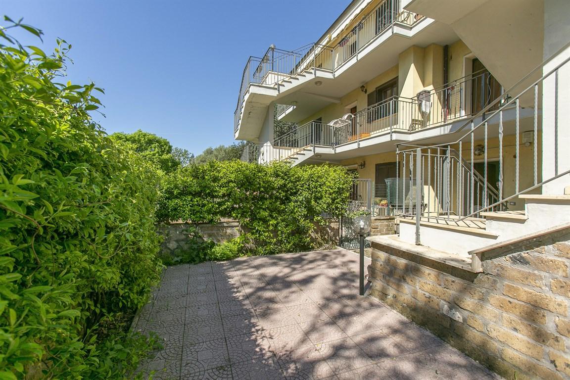 Venta Appartamento, Castel Sant'Elia foto