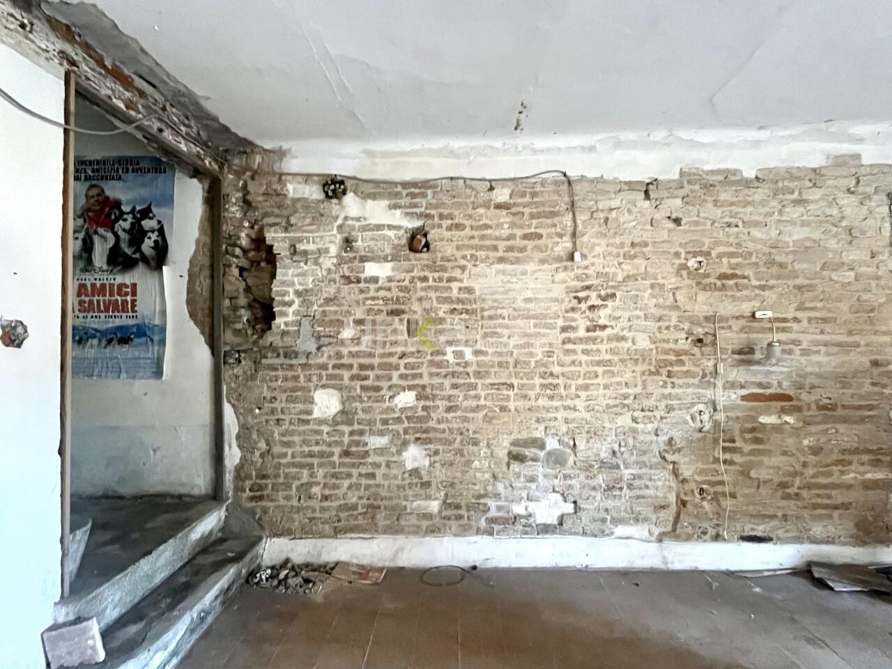 Vendita Quadrivani, Jesi foto