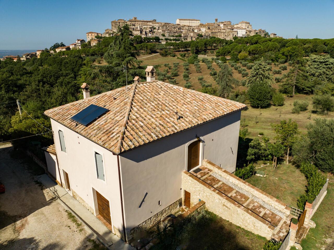 Verkauf Eptavani, Lugnano in Teverina foto
