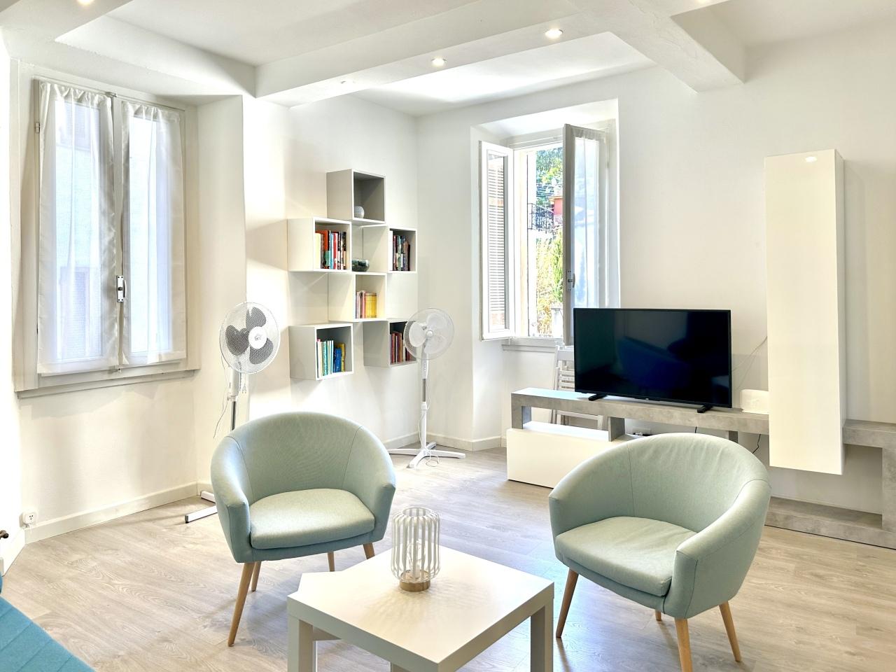 Renta Pentavani, Meina foto