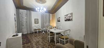 Mieten Esavani, Jesi