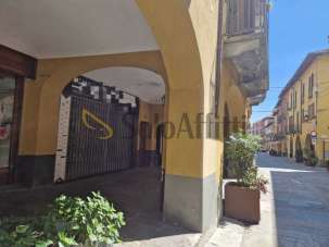 Mieten 2 vetrine, Cirie