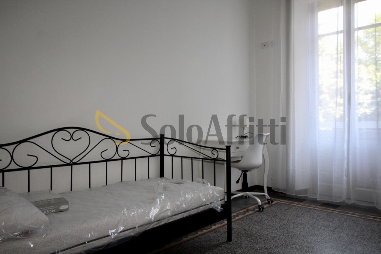 Mieten Vier zimmer, Novara foto