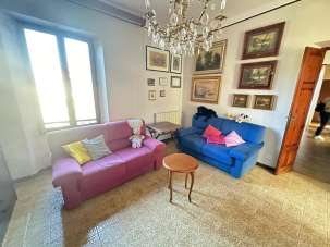 Verkauf Esavani, Ameglia