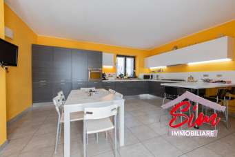 Verkauf Esavani, Mandello Vitta