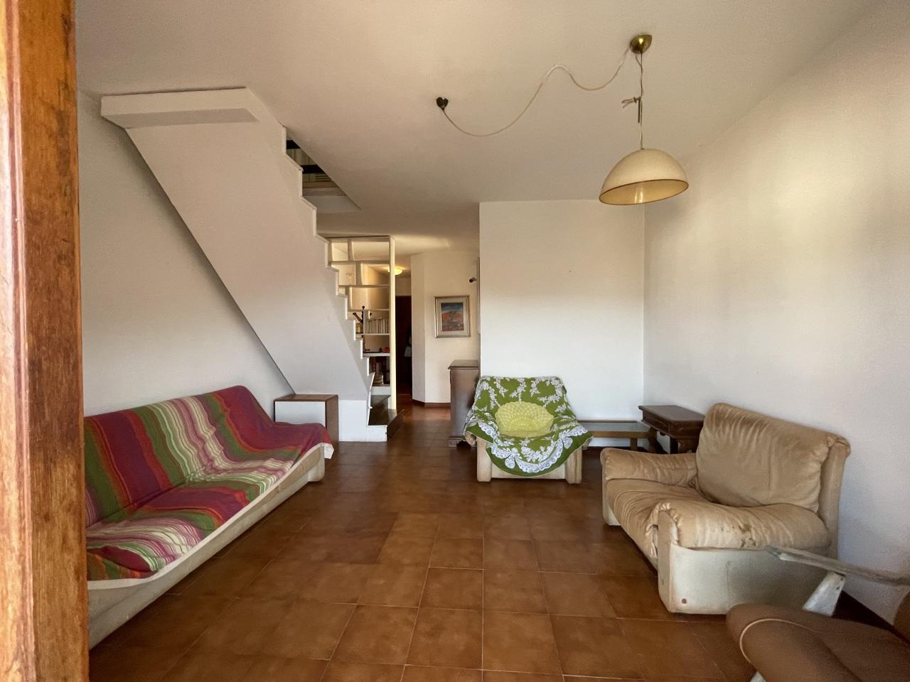 Venta Pentavani, Luni foto