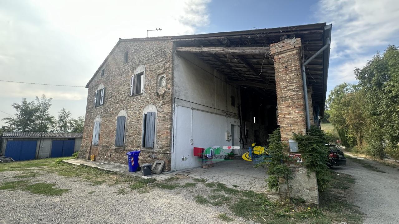 Venta Eptavani, Sala Baganza foto