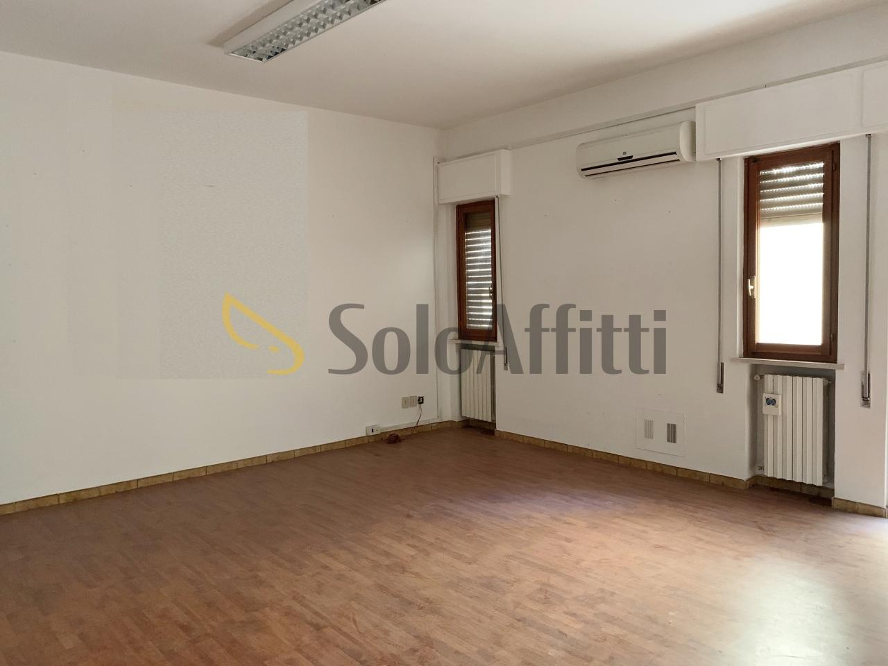 Renta Cuatro habitaciones, Catanzaro foto