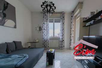 Verkauf Zwei zimmer, Novara