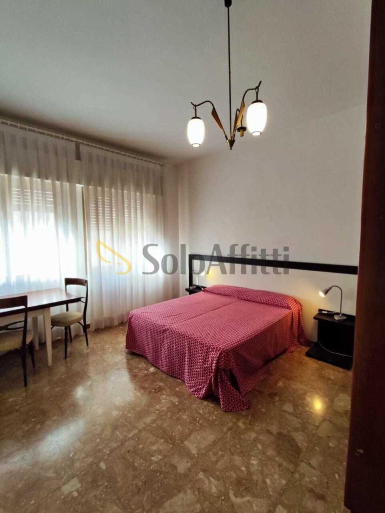 Mieten Zwei zimmer foto