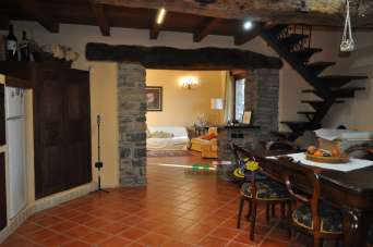 Verkauf Esavani, Valmozzola