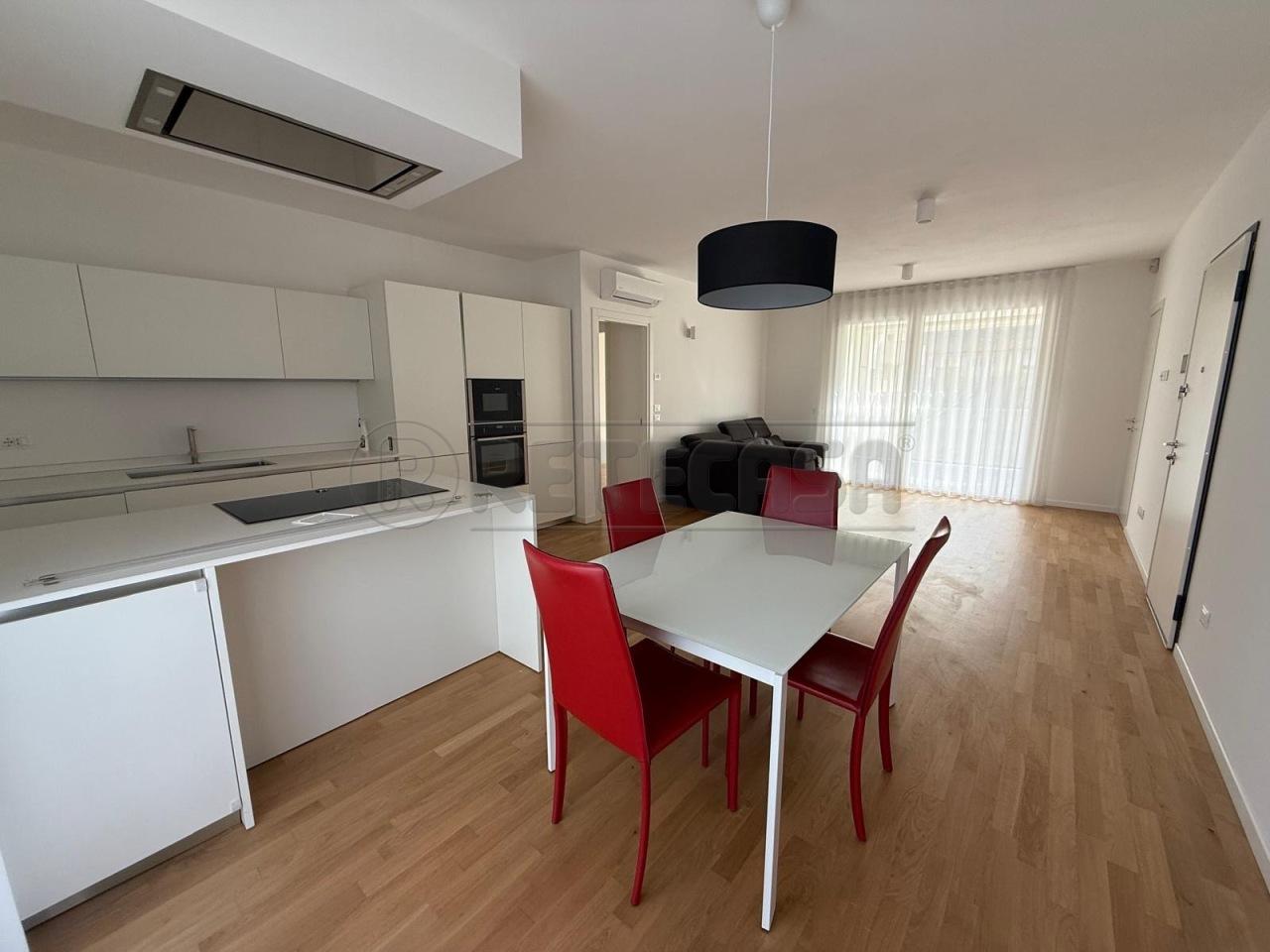 Verkauf Esavani, Arzignano foto