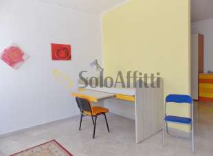 Mieten Vier zimmer, Catanzaro