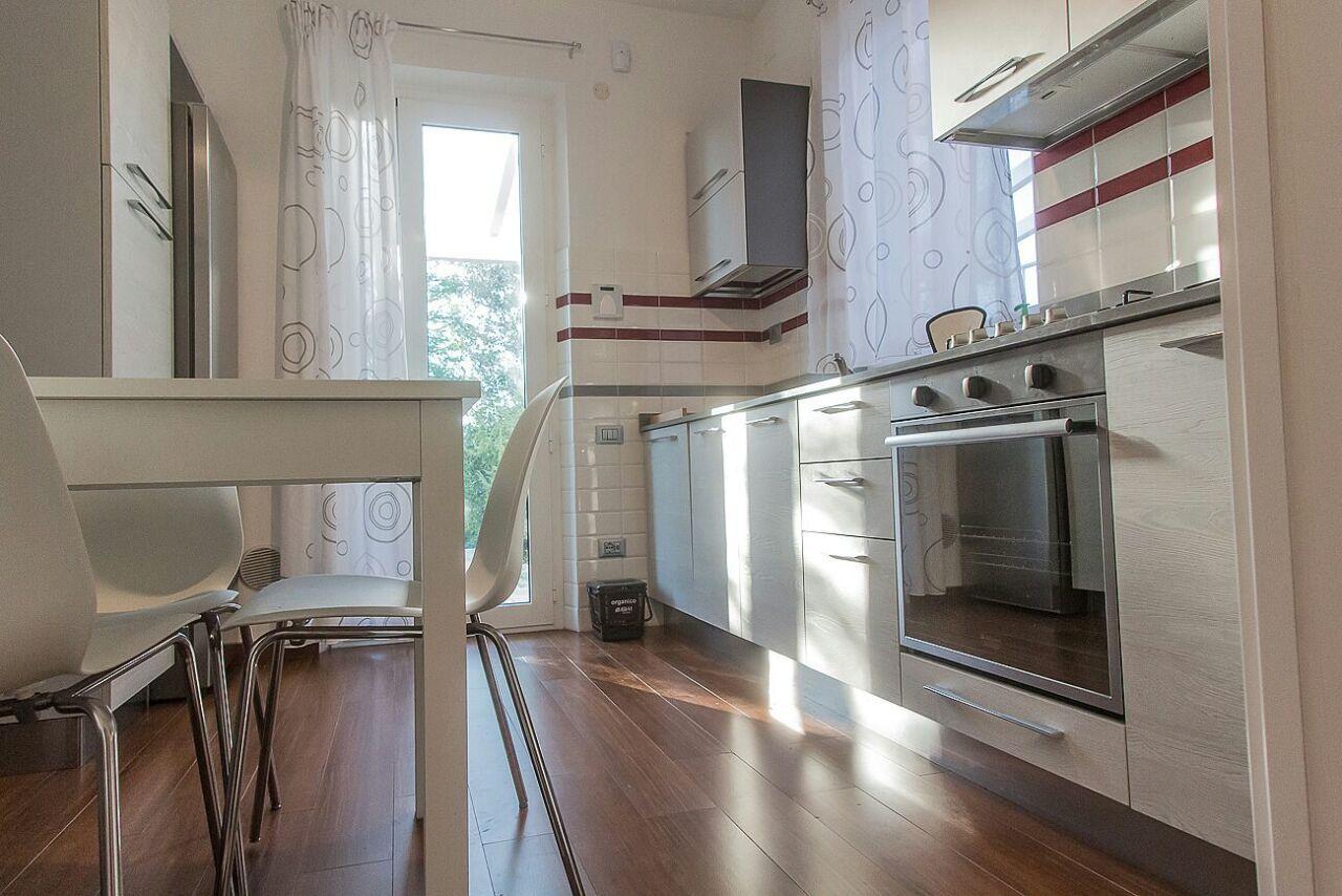 Mieten Esavani, Sarzana foto