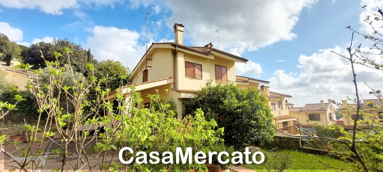 casa indipendente in vendita a Grottaferrata