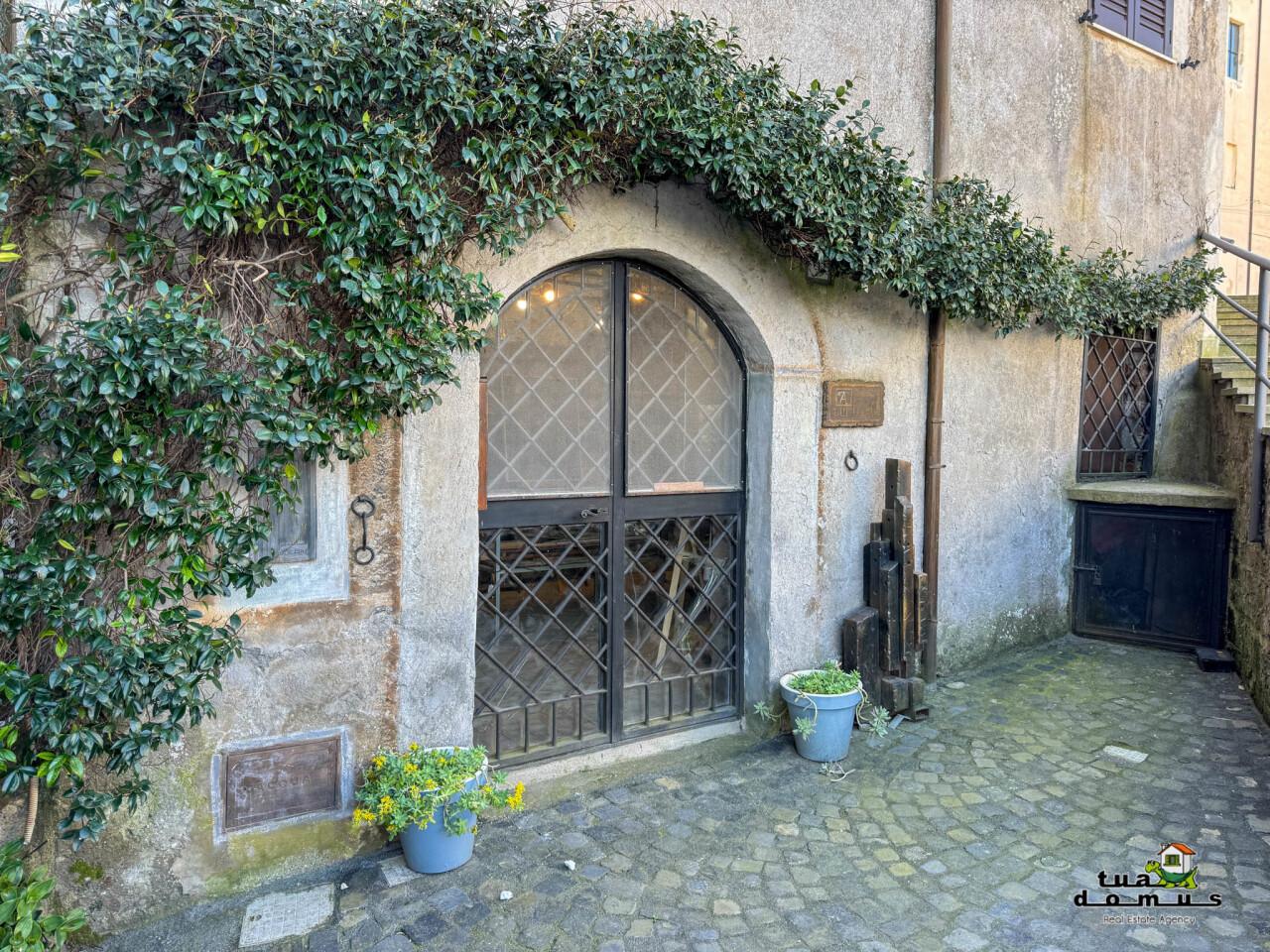 Verkauf Geschäftsräume, Nepi foto